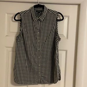 Lands’ End Women’s No Iron Supima  Sleeveless Blouse